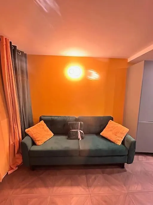 Bel Appartement Paisible - 4 Chambres - 2 Salles De Bain - Paris Et Orly A 20 Minutes Massy  France